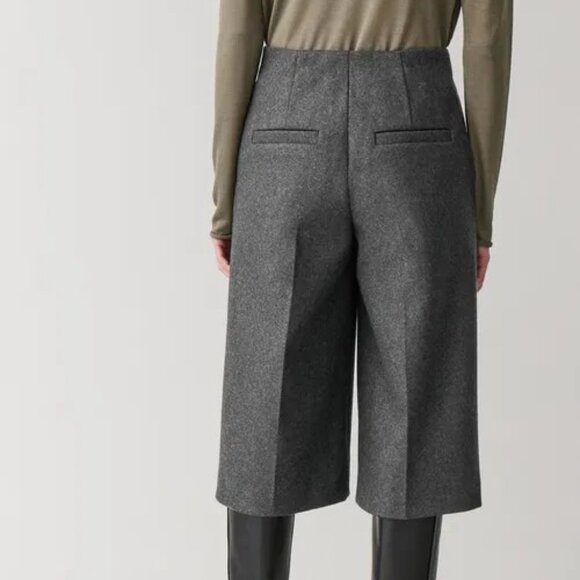 COS Wool-blend Long Shorts - Picture 3 of 5
